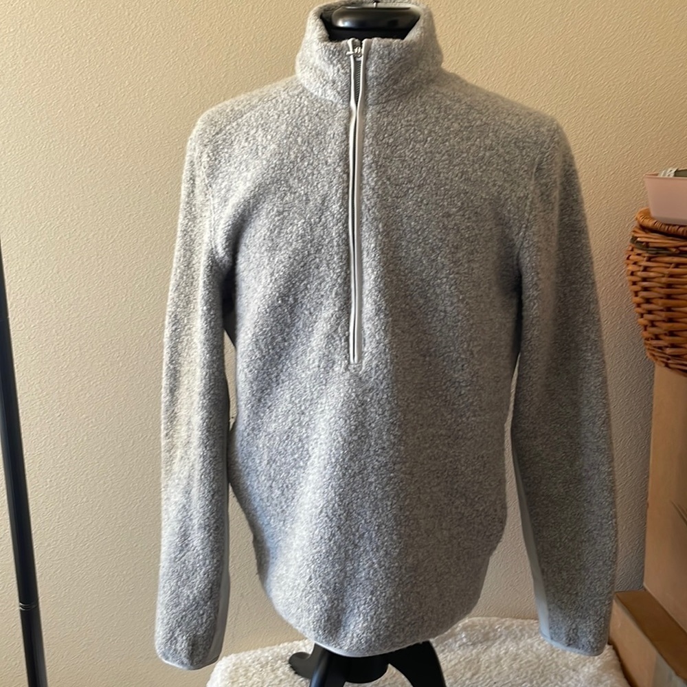 Lululemon Wool 1/2 Zip Pullover Size Large